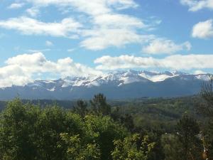 Gallery image of Maison de charme à Gan avec vue sur la montagne in Gan +8 photos