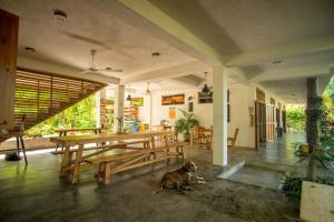 Casa Chapolin Boutique Guesthouse餐厅或其他用餐的地方