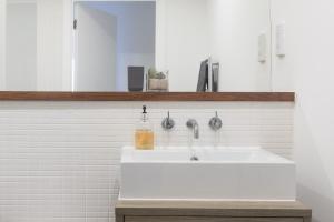 Luxury 2-Bed Flat w Parking