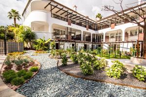A garden outside Eden Meloneras by TAM Resorts
