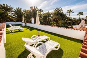 The swimming pool at or close to Eden Meloneras by TAM Resorts