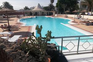 Basen w obiekcie Apartamento Giovanni 09 Playa Roca lub w pobliżu