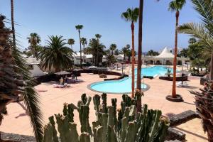 Basen w obiekcie Apartamento Giovanni 09 Playa Roca lub w pobliżu