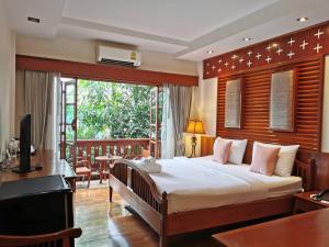 Gallery image of Sripat Guesthouse SHA Extra Plus in Chiang Mai