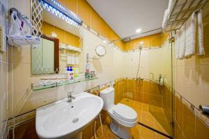 O baie la A25 Hotel - 25 Trương Định +12 fotografii