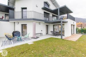 Nespecifikovaný výhled na hory nebo výhled na hory při pohledu z apartmánu