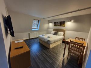 Postel nebo postele na pokoji v ubytování W6 Hotel