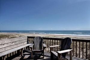 Gallery image of Breakers #12-FF in Frisco