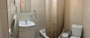 Koupelna v ubytování Mini-Hotel Serpanok + 37 fotografií