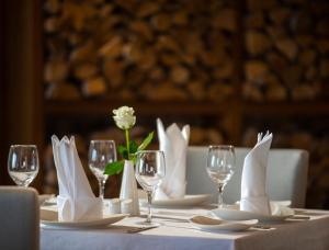 Gallery image ng Ezdan Palace Hotel sa Doha