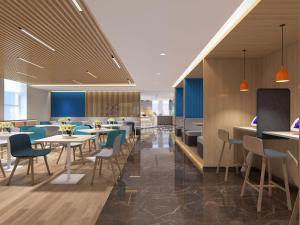 Holiday Inn Express Urumqi Station by IHG的休息区