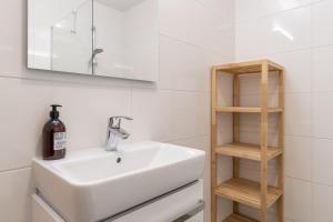 Koupelna v ubytování Appartement De Jutter, Resort Amelander Kaap