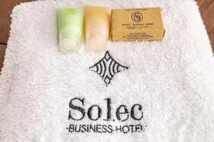 Sertifikat, penghargaan, tanda, atau dokumen yang dipajang di Hotel Solec Piura