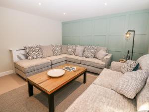 A seating area at Greenwell Cottage