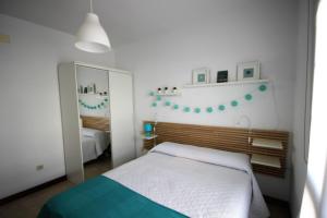 Zdjęcie z galerii obiektu Villa Las Caletas del Mar - Heated Pool w Costa Teguise