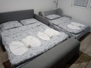 Ένα ή περισσότερα κρεβάτια σε δωμάτιο στο Fantastik