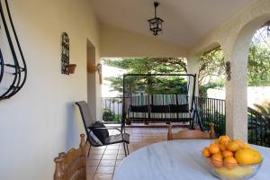 Balkon lub taras w obiekcie FLORIT FLATS - The Orange Lemon Tree House