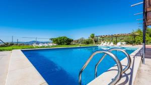The swimming pool at or close to Casa Rural Azahar Periana by Ruralidays