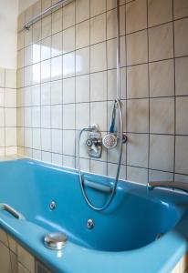 Koupelna v ubytování 95m2 Monteurwohnung mit 3 Schlafzimmern