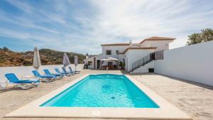 The swimming pool at or close to Casa Mari de Almogia by Ruralidays