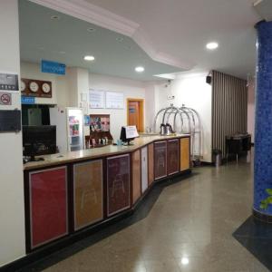 Kuchyň nebo kuchyňský kout v ubytování Hotel Saint Louis