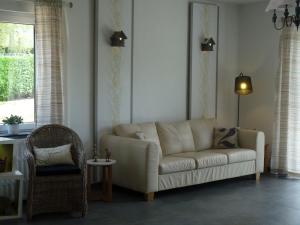 Gîte Pause Nature Saint-Hubert的休息区