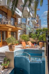 Bazén v ubytování Hotel Brascos nebo v jeho okolí