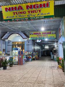 Gallery image of Tùng Thủy Homestay - Dinh Thầy Thím Lagi in La Gi
