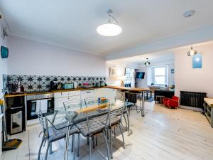 Pass the Keys Morning Star, 3 Bedrooms & Epic Sea Views