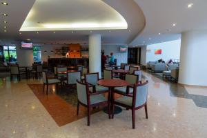 Imagen de la galería de Park Hotel Odessos - All Inclusive, en Golden Sands