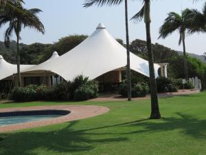 Foto da galeria de 130 BREAKERS RESORT HOTEL Umhlanga em Durban