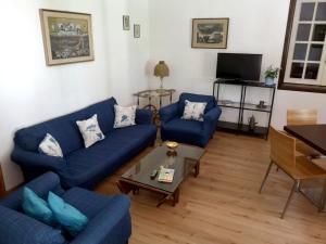 Imagen de la galería de 3 bedrooms appartement with furnished terrace and wifi at Cimilla, en Contrada Cimillà