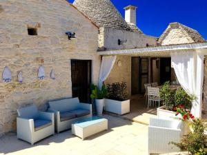 Foto dalla galleria di 2 bedrooms villa with private pool enclosed garden and wifi at Citta Metropolitana di Bari ad Alberobello