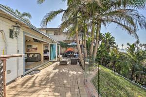 Gallery image of Tropical Home - 200-Yard Walk to Beach Entrance! in Oceanside