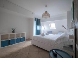 Posteľ alebo postele v izbe v ubytovaní Hotel Jolly Roger