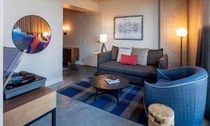 Posezení v ubytování Hyatt Centric Downtown Portland