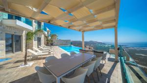 Naturlandskabet i nærheden af villaen