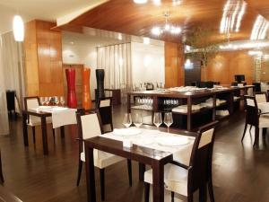 Restaurace v ubytování Hotel Acosta Centro + 53 fotografií