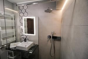 Et badeværelse på Apartament City Center Premium - Luxury Standard + 31 billeder