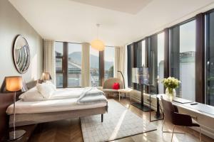 Кровать или кровати в номере Bergen Børs Hotel