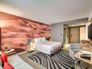 Гостиная зона в Novotel Sharjah Expo Centre