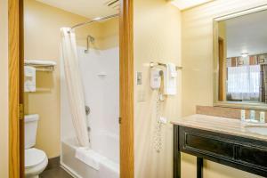 Koupelna v ubytování Quality Inn Klamath Falls - Crater Lake Gateway
