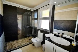 A bathroom at Villa Lovisi