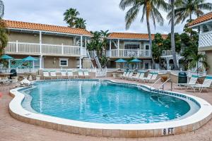 Πισίνα στο ή κοντά στο Gulfside Garden De-Light