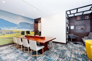 Posezení v ubytování Hyatt Place Kelowna