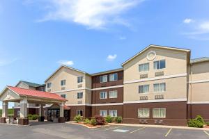 a rendering of a hotel with a parking lot at Quality Inn & Suites in Ferdinand