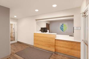 Lobbyen eller receptionen på Woodspring Suites West Monroe