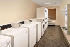 Denah lantai WoodSpring Suites Spartanburg Duncan