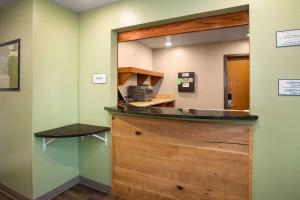 Fotografie z fotogalerie ubytování WoodSpring Suites Odessa v destinaci Odessa