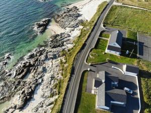 Gallery image of Coral Strand Lodge in Ballyconneely